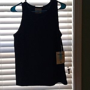 Staple for your closet! Heather grey tank top. XXL But fits like an XL.Thick top